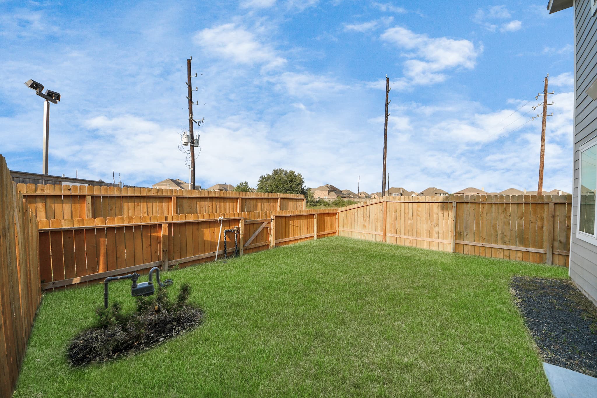 3BR Corporate and Family Getaway Near Katy Mills — photo 2