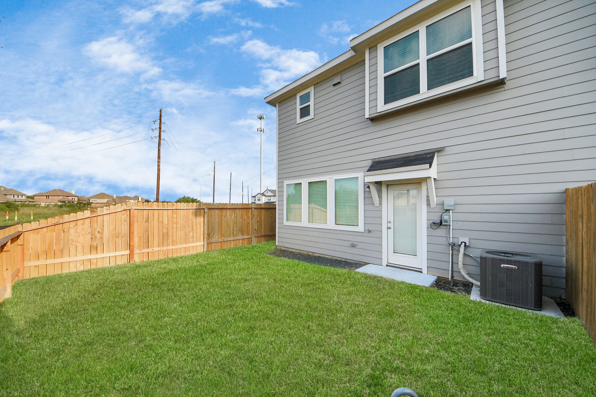 3BR Corporate and Family Getaway Near Katy Mills — photo 3