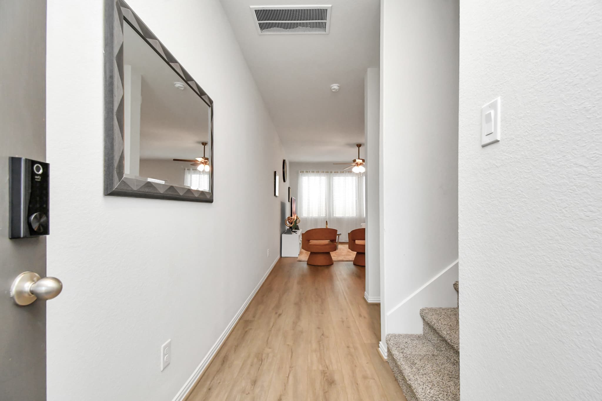 Exquisite Relocation and Workers Dream Place — photo 4